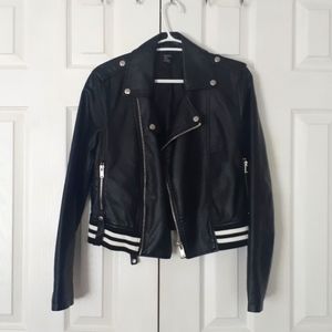 Brand: Forever 21, Size: women's small